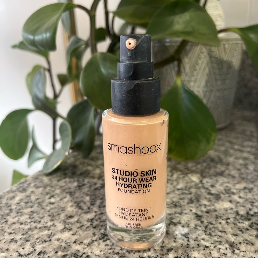 Smashbox Studio Skin Hydrating Foundation - Fair 1.0 Skin Tone Sephora